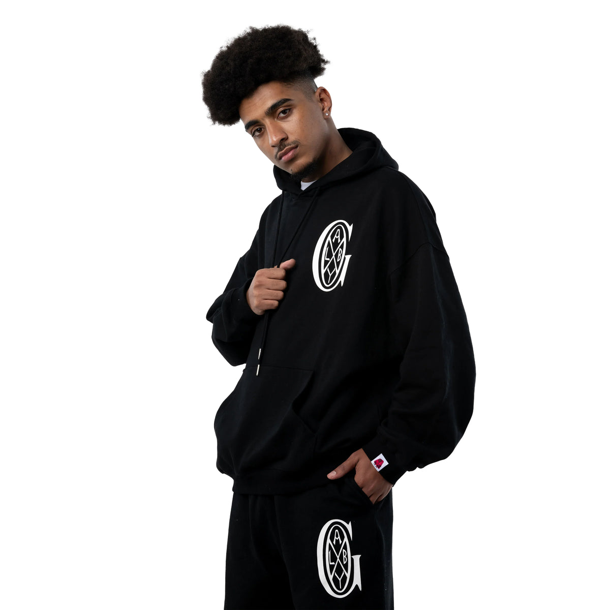 CREST HOODIE